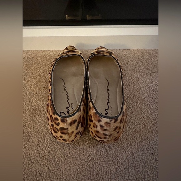 Beautiful leopard print flats - Size 7.5 - Picture 5 of 5